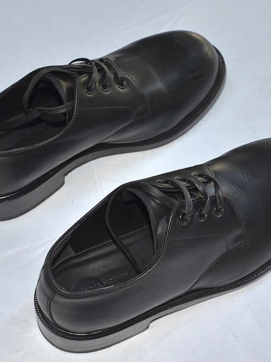 Alexander McQueen Black Leather Derby Shoes EU 42 / US 9 Round Toe w Box main image 9